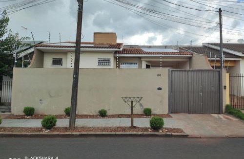 Maringa House | Casa Térrea 3 quartos, sendo 1 suíte Maringá