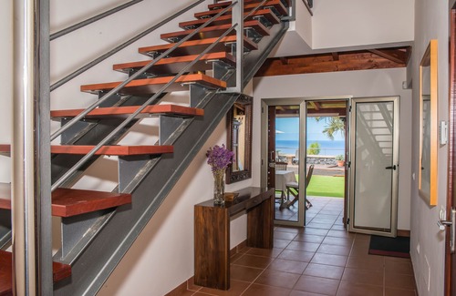 Juan Fernandez House | Casa Tagoro, facing the Ocean.