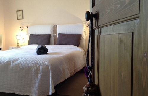 Misano Monte Bed & Breakfast | Casa Tentoni B & B - charming residence APP. Pink