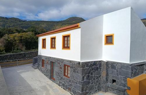 Velas House | Casa Terra & Mar