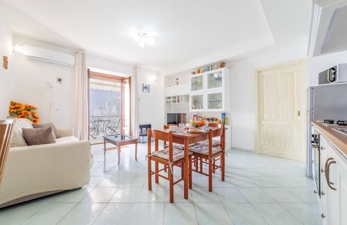 Montepertuso Apartment | Casa Terry B, perfect place for a perfect stay