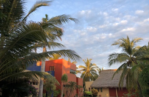 Barra de Colotepec Villa | Casa Tres Azules-Amazing Ocean Front Villa
