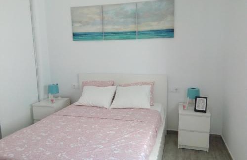 Conil de la Frontera City Center Apartment | Casa tulipán gris