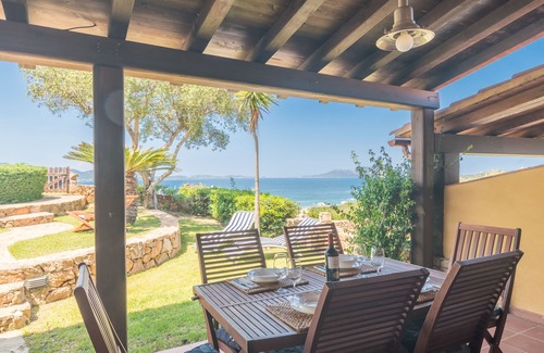 Li Cuncheddi Apartment | Casa Turchese With Sea View, Murta Maria, Italy