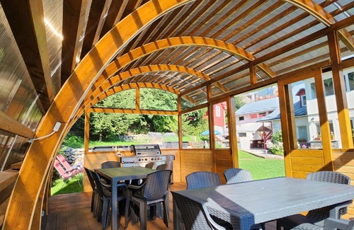 Busteni House | Casa Turta Dulce