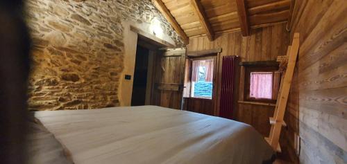 San Damiano Macra Ski Chalet | Casa Vacanza I Foresti Ex Scuola