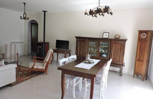 Pontremoli House | Casa Vacanze La Cicala