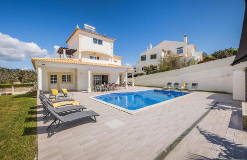 Albufeira Villa | Casa Vela by OCvillas