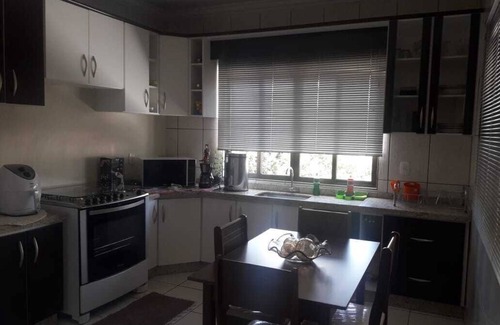 Foz do Iguacu House | Casa Verde, beautiful house in quiet location
