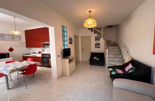 San Vito Apartment | Casa Viola di Maria Gabriella, San Vito a 25 minuti da Costa Rey e Villasimius