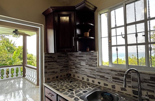 Los Patos House | Casa Vista Mar - A 5 Minute Drive to Los Patos