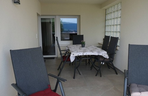 Grossheubach Apartment | Casa Walter mit 3 Schlafzimmern und Balkon