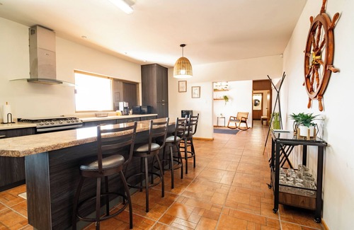 Bahia Kino Cottage | Casa Xaasj A refuge in Kino Bay with access to a secluded beach.