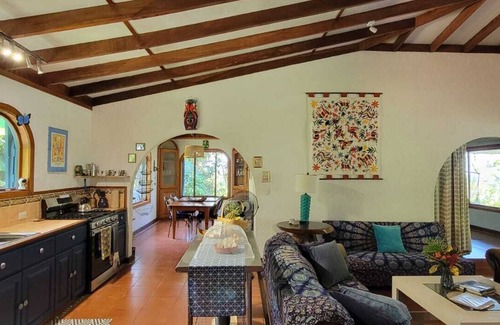 Langostino Villa | Casa Zenn : Beautiful Hill-top Villa