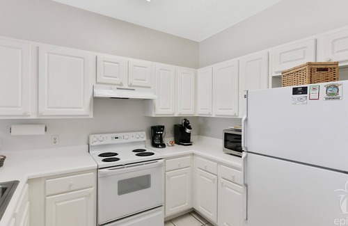 WaterSound West Beach Condo | CasaAzalea-2BR/2BA Pool+Golf Cart-3min to Beach!
