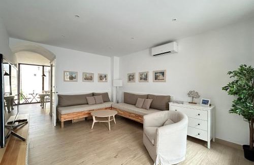 Badalona House | CasaBala - Near the beach and Barcelona center