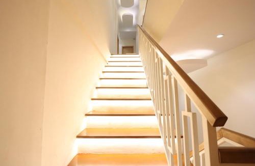 Lubuk Baja House | Casabella Homestay 201 Batam Penuin