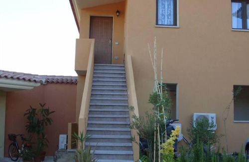 Pittulongu Apartment | CASADELFARO 1° FLR 5min. from beaches with withe sand and clear cristal water