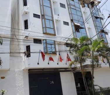 Lima Hotel | CasaHotel Las Flores