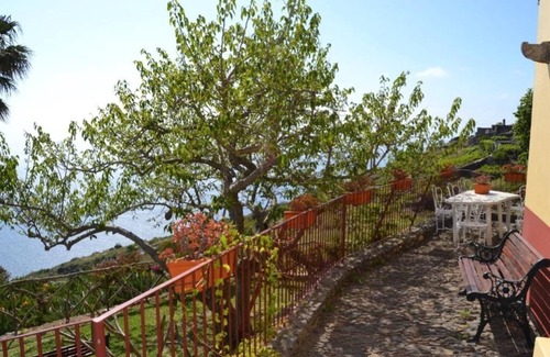 Paul do Mar Cottage | Casal São João Cottages