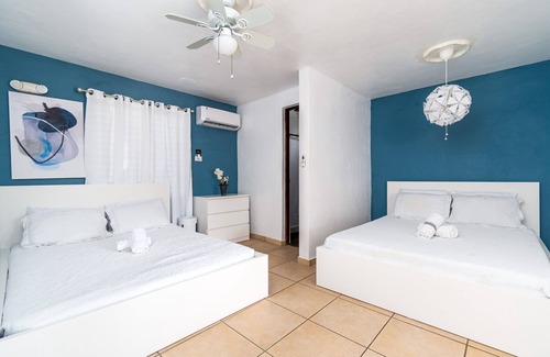 Pedernales House | Casamares: Vacational Stay with Pool and Jacuzzi 5 min to Boqueron and Beaches
