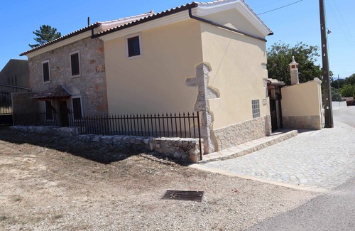 Ansiao House | Casas de Calcário Casa da Relva