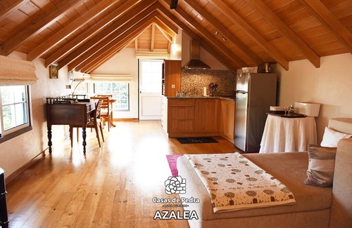 Camacha Cottage | Casas de Pedra - The Azalea - Country house to relax and connect with nature