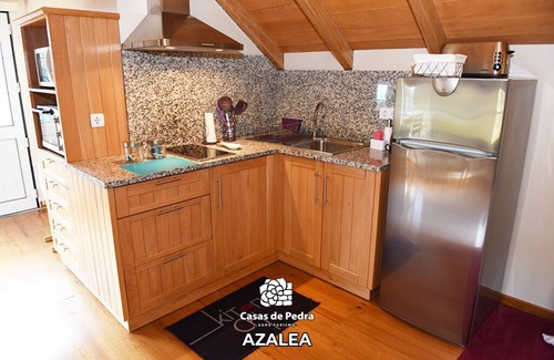 Camacha Cottage | Casas de Pedra - The Azalea - Country house to relax and connect with nature