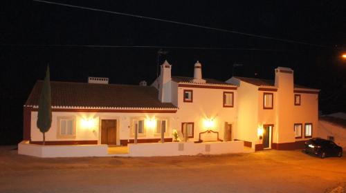 Juromenha House | Casas de São Lázaro