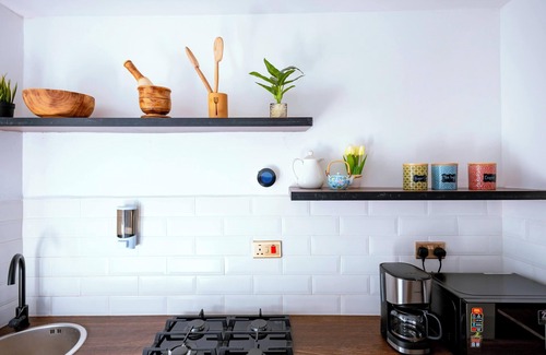 Manyimbo Apartment | CasaZenStay Family-friendly 2 Bedroom Apt Buxton Point