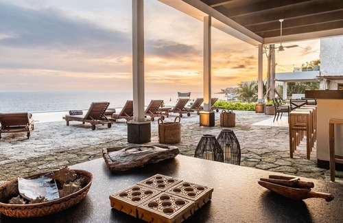 Punta Cancun Villa | CasaZul - Luxury beachfront living Cancun for up to 30 guests