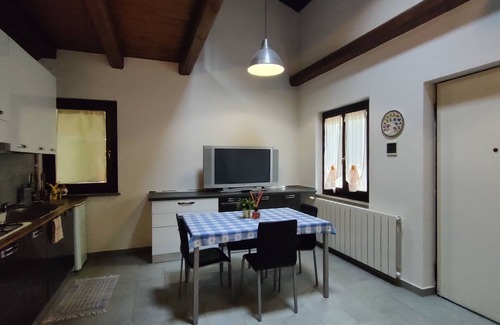 San Sebastiano da Po Apartment | Case sul ruscello