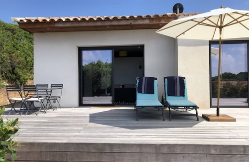 Coti-Chiavari Villa | Casella d'Orzu - Modern villa 1km from Cala d'Orzu.