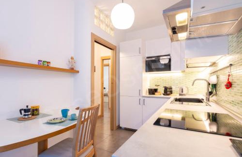 Cernusco sul Naviglio Apartment | CaseOspitali - Casa Klimt, rinnovato bilocale in centro storico per 4
