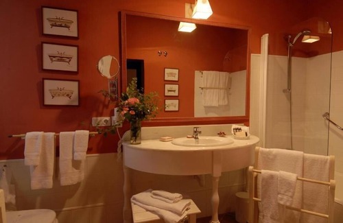 Valverde del Majano Hotel | Caserío de Lobones