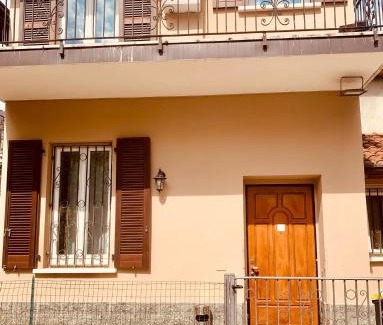 Meda House | Casetta fra ely