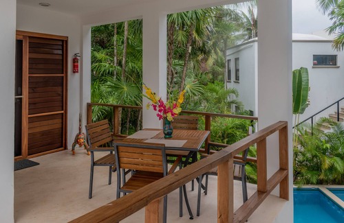 Soliman Bay Apartment | Casita 4 on Best Sandy Beach in Tulum. Snorkels,Kayaks, Paddleboards Included
