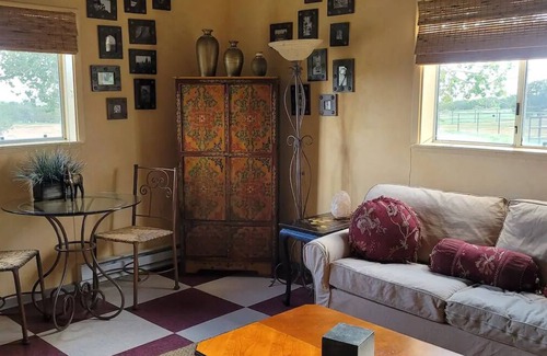 Canoncito House | Casita@BlackWolf Ranch: Your Own Private Santa Fe