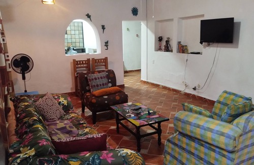Ajijic House | Casita colorida in Ajijic Centro