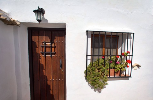 Iznajar Cottage | Casita Galgo - Tranquility & Peace in the Historical Heart of Andalusia