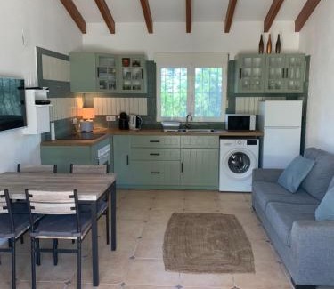 Tarraula House | Casita in Javea with garden and pool - dog friendly!
