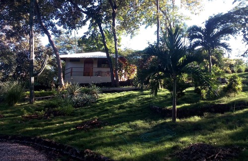 Playa Grande House | Casita Linda Vista/ Steps To Beach/Peaceful & Private/Fully Equipped
