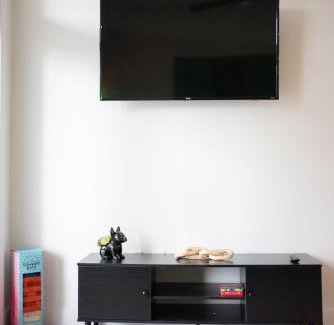 McNeil Apartment | Casita Verde - near Q2 and Domain - King Suite