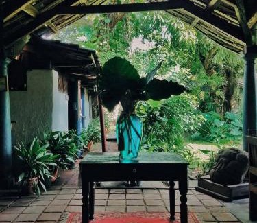 Izalco Hotel | Casona los Vega