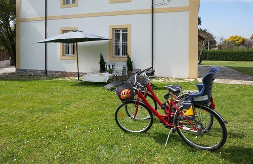 Distrito Rural Este Cottage | Casona Quinta Herminia. Charming country house in Gijon and 2km from the beach