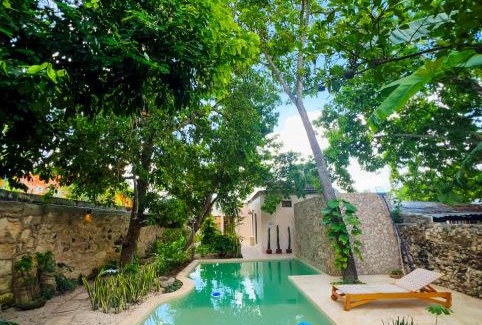 Izamal Villa | Casona Tres Culturas,steps away from the Convent