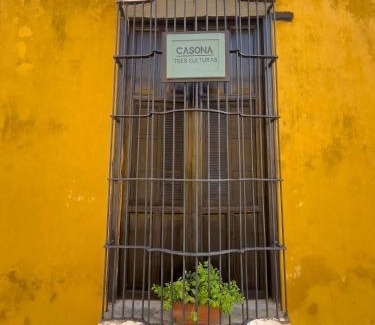 Izamal Villa | Casona Tres Culturas,steps away from the Convent