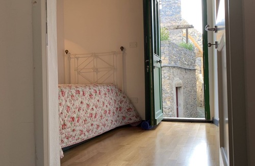 Colletta Apartment | Cassa di Loggia stunning medieval setting