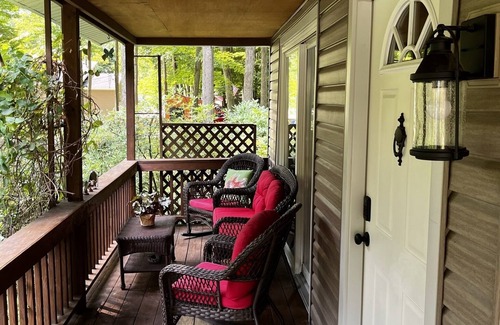 Lily Dale Cottage | Cassadaga cottage in the woods