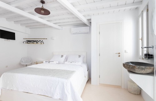 Little Venice House | Casta Diva Maisonette Panoramic View by i-Diva